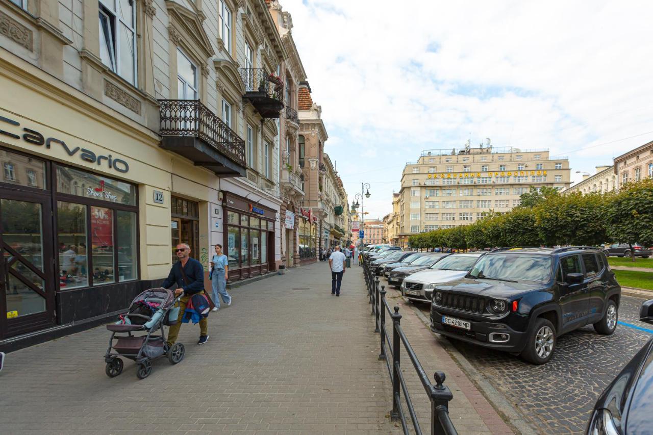 Апартаменти у Львові в центрі на вулиці Проспект Шевченка 12 з балконом Экстерьер фото
